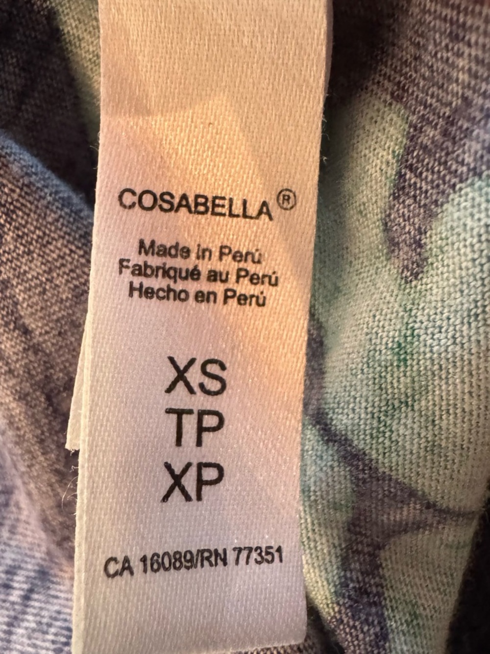 Cosabella Navy with Teal Leaf Short Pajama Set
Size XS - Picture 7 of 7